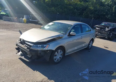 2013 Volkswagen Jetta 2.5L Se z USA, uszkodzony, nr VIN 3VWDP7AJ7DM243964